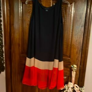 FRENCH  CONNECTION PLEATED DRESS